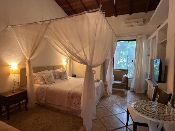 Suíte Máster PAU BRASIL (apartamento 7)
